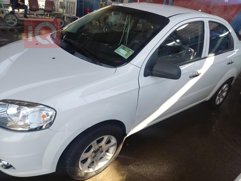 شێڤرۆلێت ئەڤیۆ